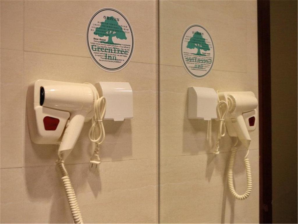 Greentree Inn Shanghai Dongming Road Subway Station Express Hotel מראה חיצוני תמונה